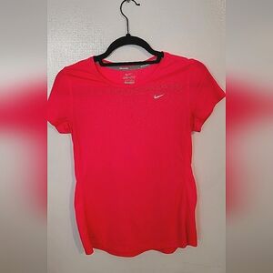 NIKE Dri FIT tshirt